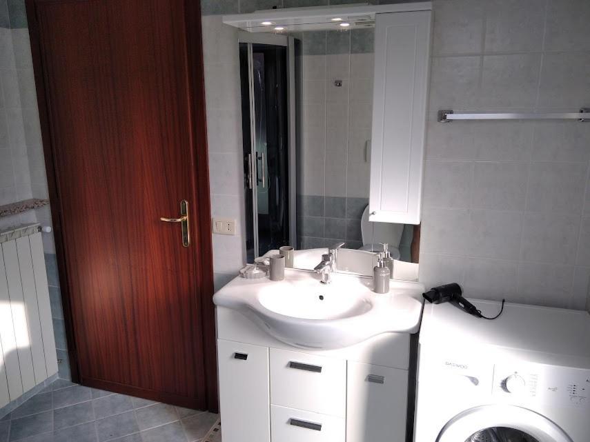 Borgo Antico Chalet Appartamenti Fara Novarese ภายนอก รูปภาพ
