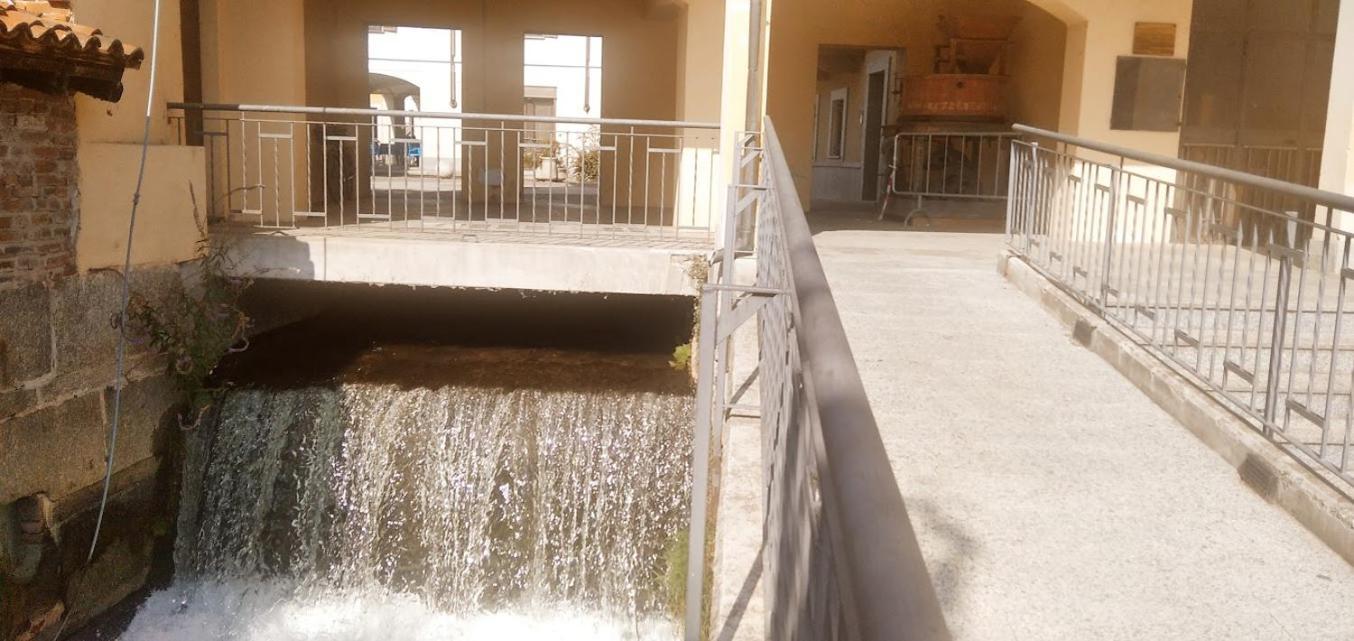 Borgo Antico Chalet Appartamenti Fara Novarese ภายนอก รูปภาพ