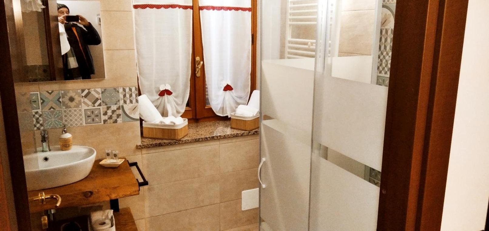 Borgo Antico Chalet Appartamenti Fara Novarese ภายนอก รูปภาพ
